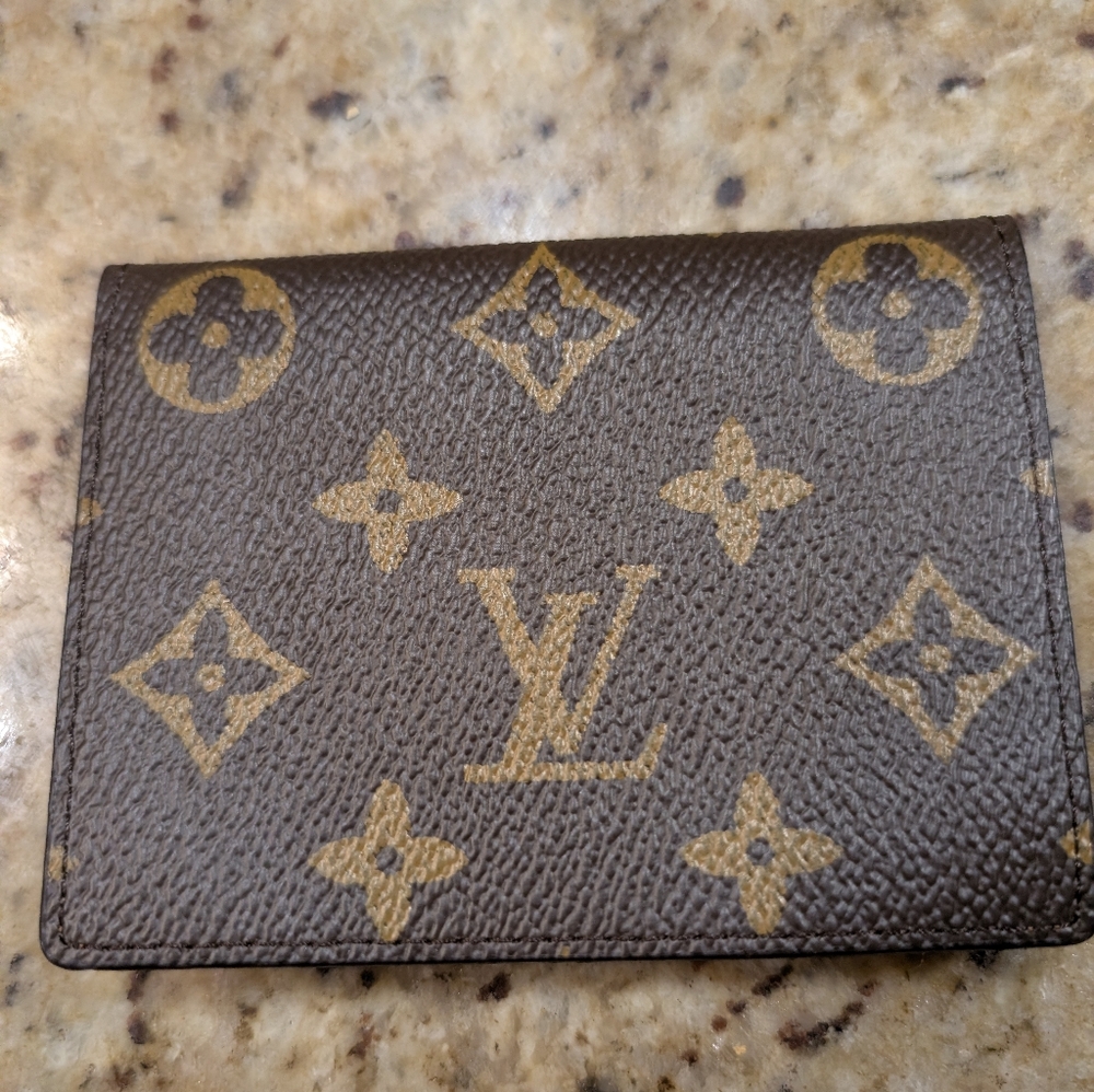 Louis Vuitton Monogram Eva Pochette with Gold Chain And Cardholder - Picture 9 of 13